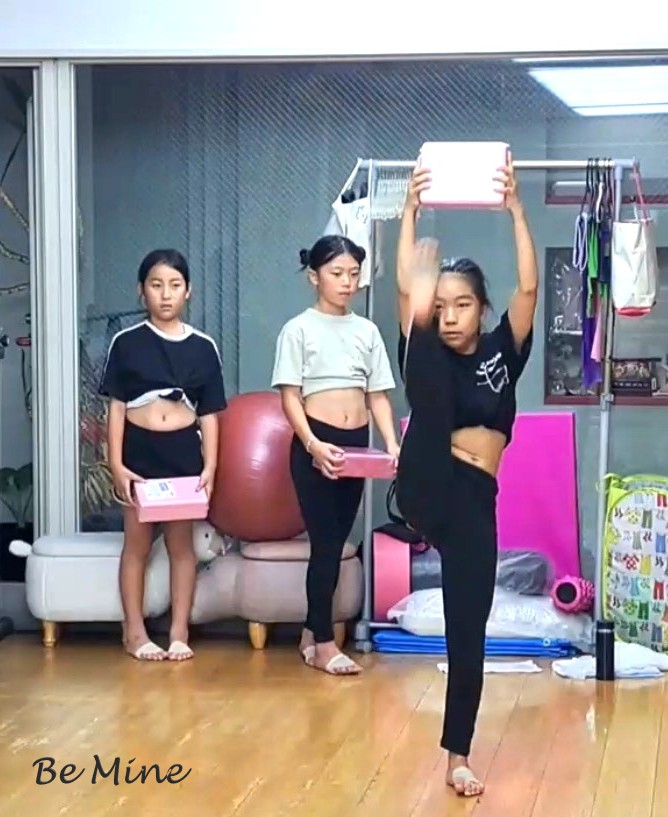 2025.10.10 2025.10.10